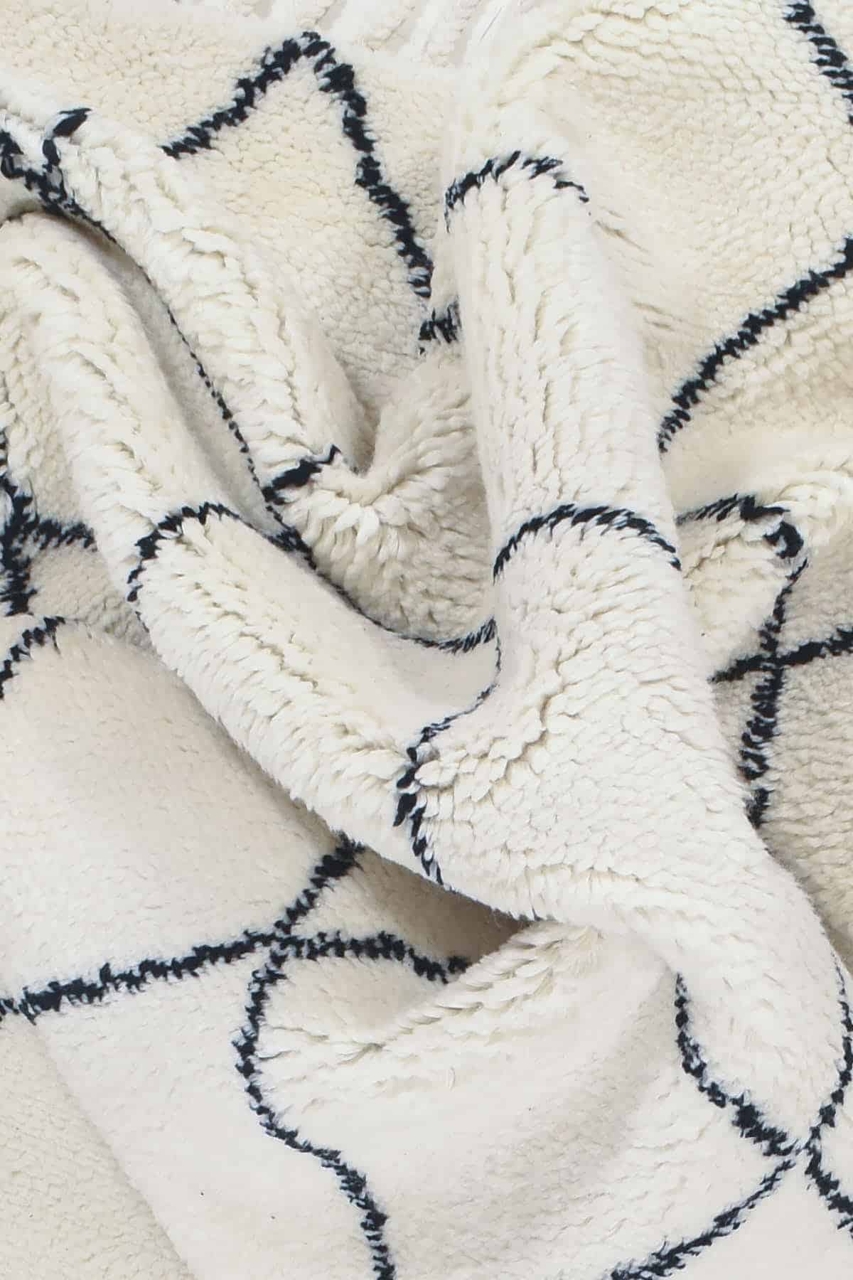 שטיח ברבר מרוקאי 08 שחור לבן