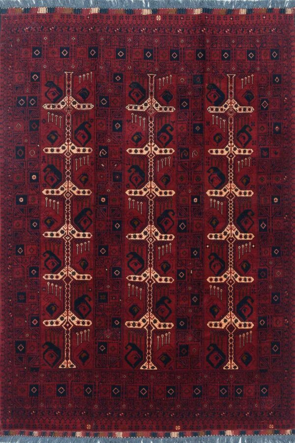 שטיח בסגנון כפרי אפגני מורכב מצמר איכותי