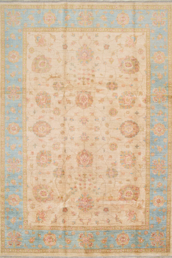 שטיח כפרי מלבני מצמר בצבע בז' ותכלת