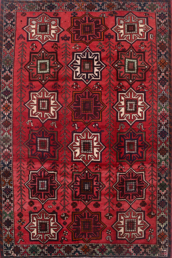 שטיח כפרי מלבני מצמר בגוון אדום מתאים במיוחד למשרד