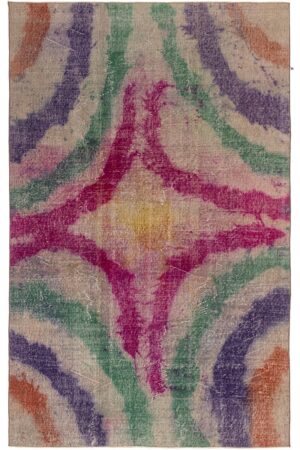 שטיח צמר מלבני עבודת יד בסגנון אבסטרקטי צבעוני