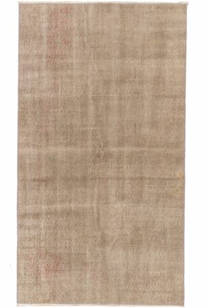 שטיח צמר מלבני וינטג' טורקי בצבע אפור-בז' מתאים במיוחד לחדר שינה