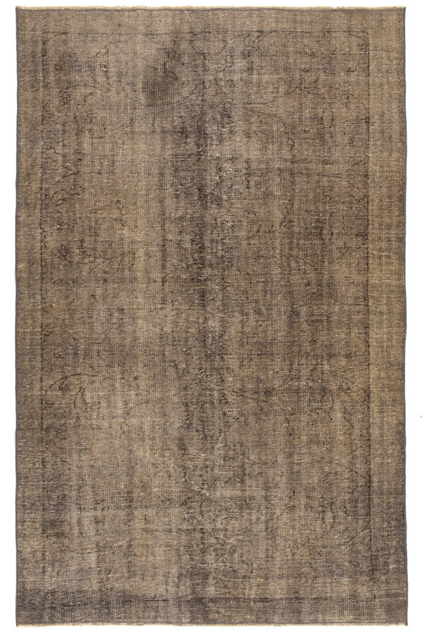 שטיח וינטג' טורקי בתוכנית מלבני חום מצמר