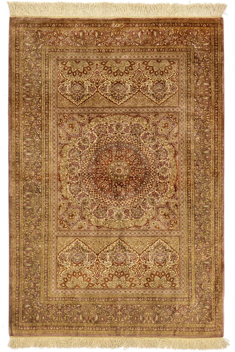 שטיח קום משי 10