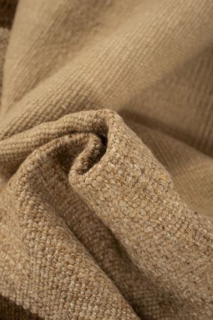 שטיח האנימארק ללא פרנזים בז' חום BEIGE 4N01